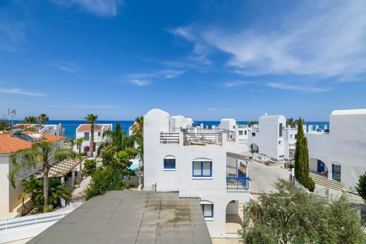 Sirena Beach Villa #31