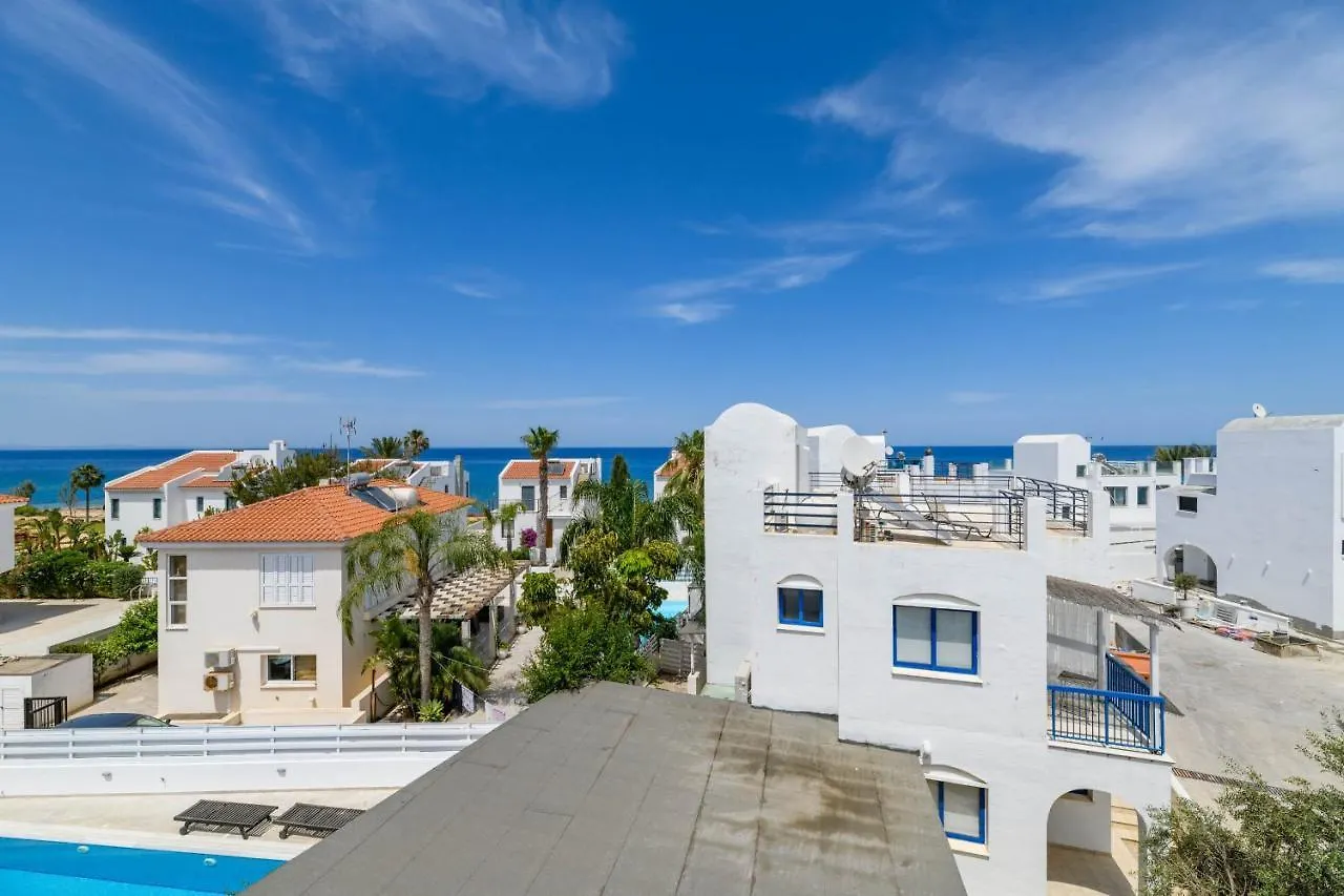 Sirena Beach Villa #31