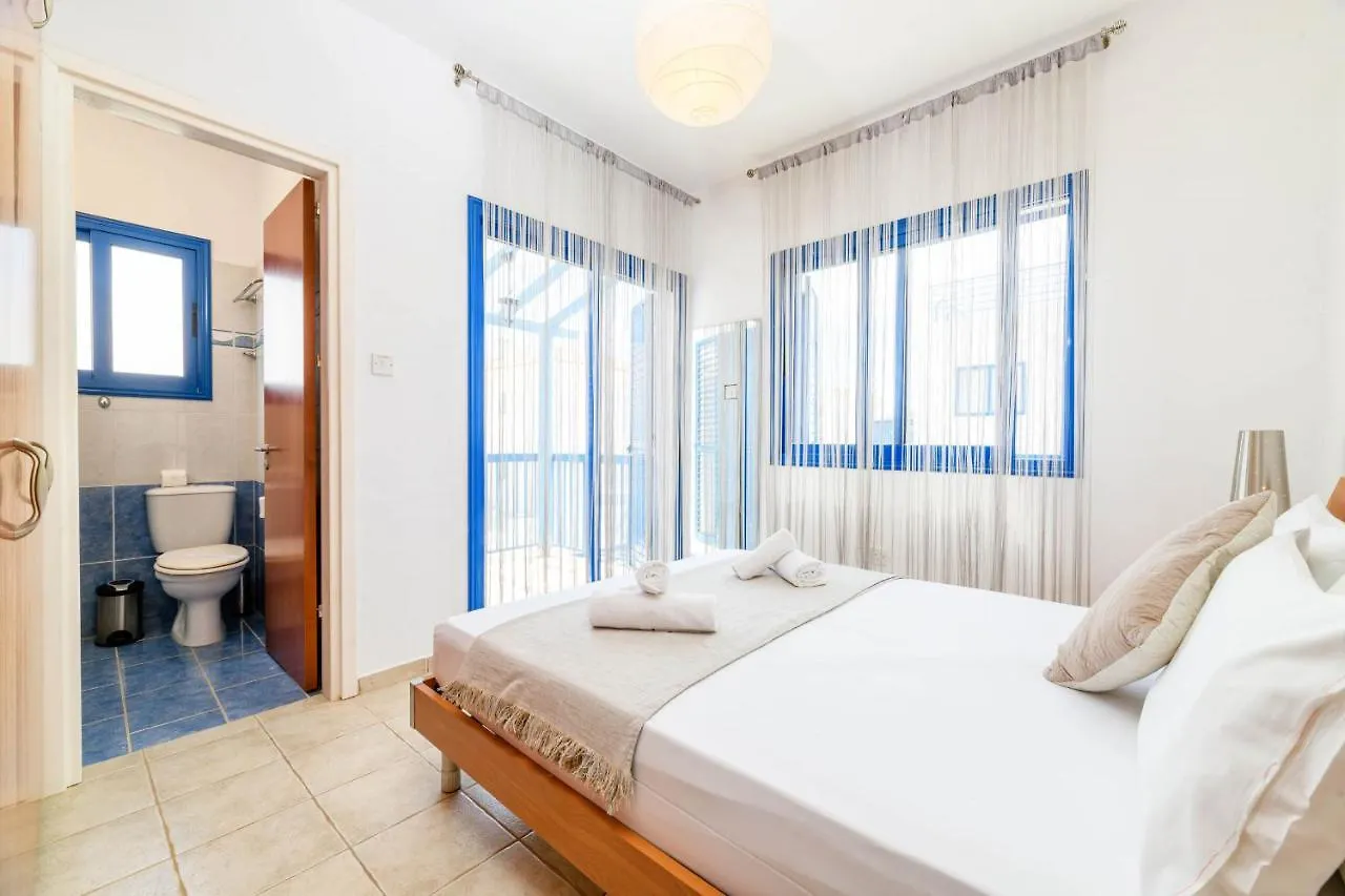 Sirena Beach Villa #31 Протарас
