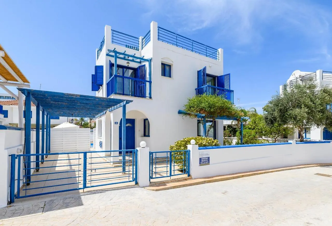Sirena Beach Villa #31