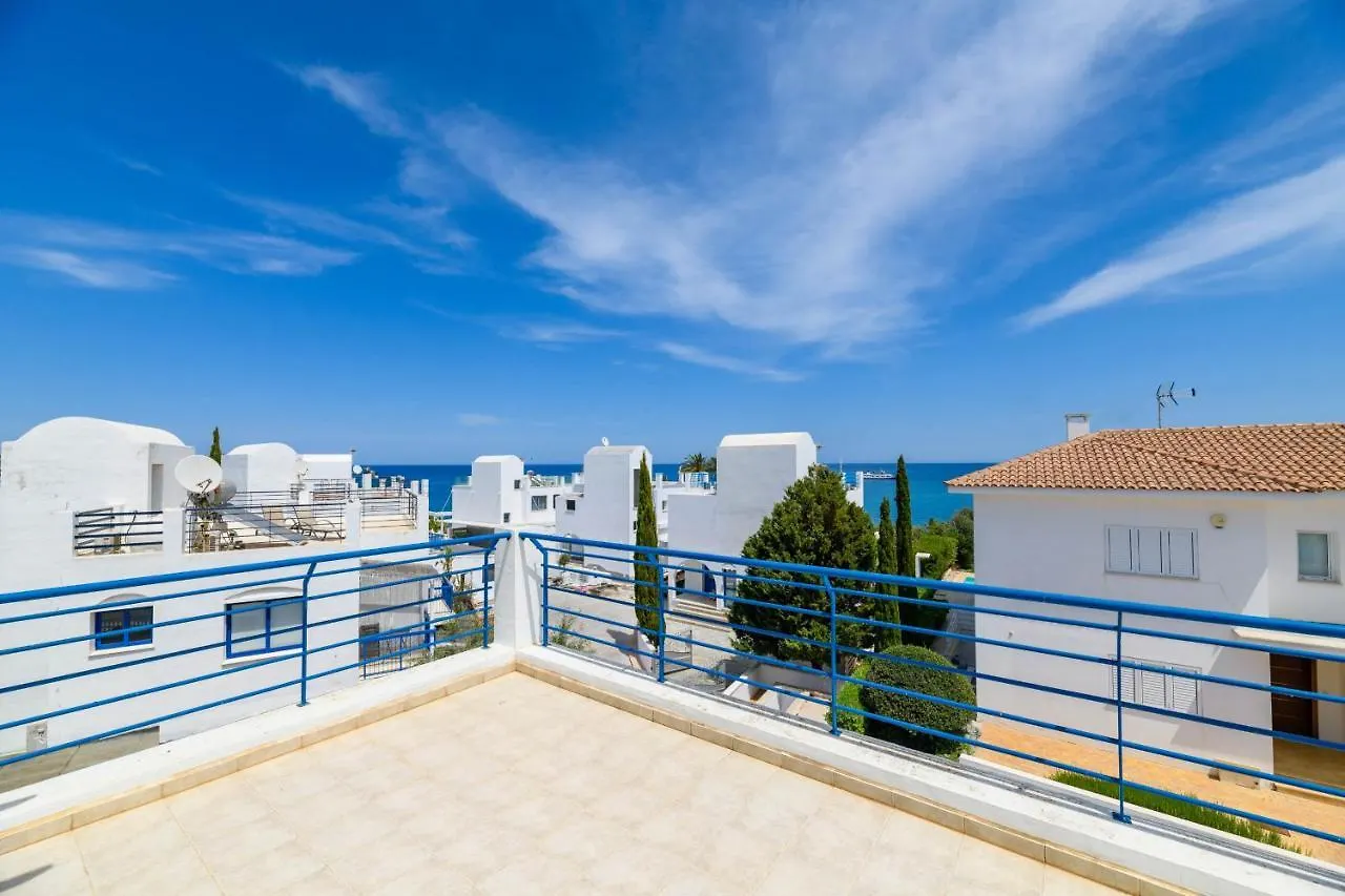 Sirena Beach Villa #31